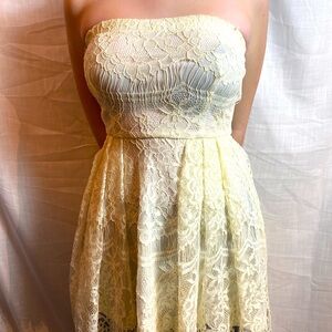 Maria Bonita Strapless Lace Dress in Cream